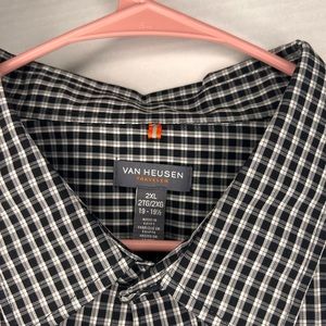 Van Heusen Shirt Mens 2XL Black Check Traveler Long Sleeve Button Up